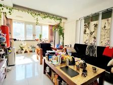 青岛大学路范围 三室一厅二卫 青岛山脚下 环境优美 近