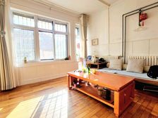 大学路江苏路附近 老别墅 双南向 低楼层 近 医院 海边