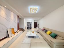 不大不小刚刚好 一线江景宽大阳台清爽干净