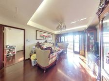 交易有保单 必看好房 店长力荐 西斯莱公馆经典四叶草户型诚售