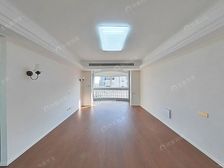 附带地下产权车位,4房,送大露台,有钥匙随时看房