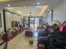 世茂滨江府3室2厅2卫南朝向300.0万元/套出售