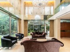 年轻不留遗憾 现在的努力都是为以后有资产 给老婆依靠