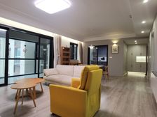 南岸区 融创江南融府高层 四房 132万