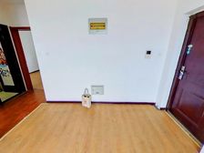 房龄新,28,电梯房,好楼层,采光好