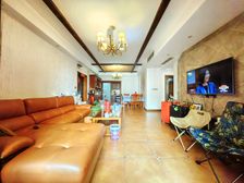 大渡口区 晋愉盛世融城A区 三房 130万