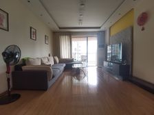 两江新区 东和春天东区 二房 120万