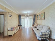 好便宜!巴国城住家大两房