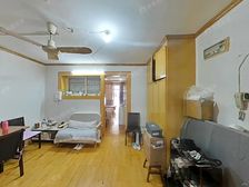 新出1房1厅1卫:2楼,南北通透