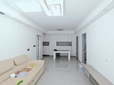 0中介费买万达广场附近住家装修三房