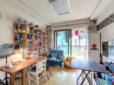 23(在建)号地铁口,电梯商品房,户型好,诚售,欢迎实地看房