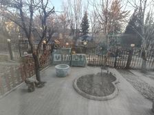 昭乌达路山丹街科技厅住宅楼 一楼二楼带大院 有房本