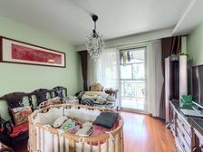 万科小区中间位置 ,经典两房户型 ,安静,地铁口,欢迎品鉴。