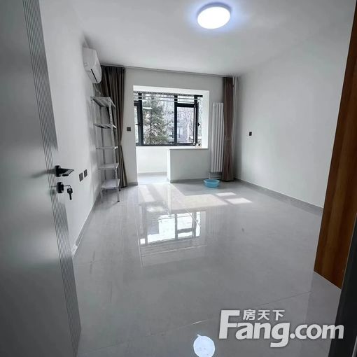 北京大学东门 中关新园 3居室2层 南北向 钥匙房