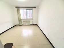 出售,朝丰家园6号院南向一居 地铁200米 随时看房