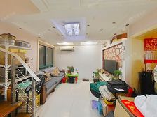 地T口,3房2卫2露台使用面积比较大,晾晒方便·