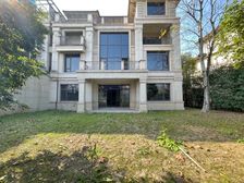 渝北区 龙湖法式独栋别墅 两巴旁 地下全采光