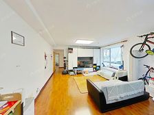 电梯三房,三梯四户,花园位置,视野好