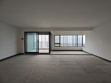 照母山大平层中爱马仕 龙湖品质尘林间 前后中庭