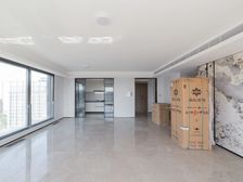 中建招商龙宸壹号 4室2厅 精装修大平层 洋房户型 诚心出售