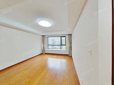 组团绿化,绿色品质住宅,环水而建,车位充足