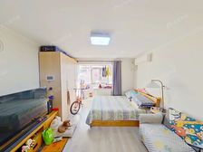 仓南胡同已改造精装修南北通透两居带客厅满五唯一视野好靠谱出售