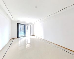 房龄新 看河景 精装4室 南北通 房子阳光好 套型方正