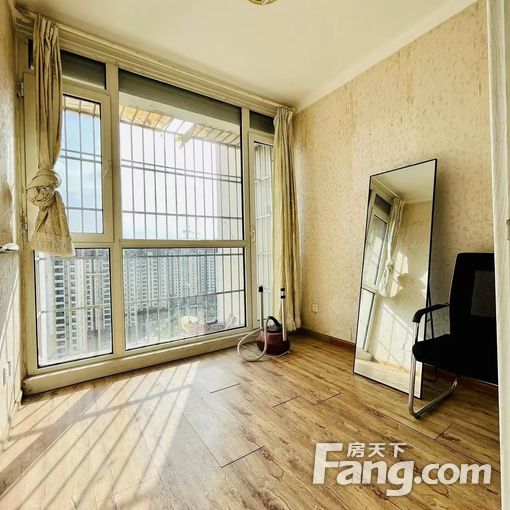 长青里万达广场(E区) 2室1厅 南 精装