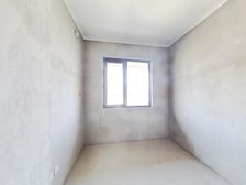 花屿西区 此房户型方正,环境优美,价格实惠