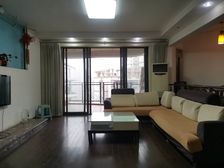 冉家坝 双轻轨旁 东和春天东区四房 急售