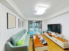 有地下产权车位,3年精婚房装修,拎包入住,低楼层,诚心出售