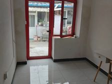 平房 金融街 涭水河院内整洁无私撘乱建 看房方便