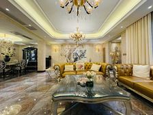 装修9成新,装修花200万,4房带阳光书房,前后花园