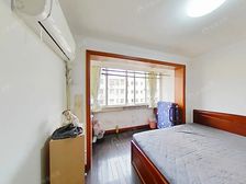 南北通透小两房+小区C位+随时看房+房东诚意价位可谈+无·税