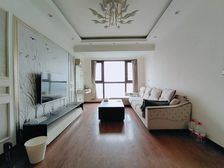 渝北区 香港置地约克郡景悦 二房 135万