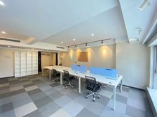 望京南 嘉美中心 新出房源 大开间 房东直租 特价 采光好