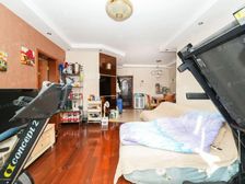 莘庄南广场 有电梯 满二 正南朝向 大两房 中间楼层