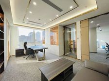 东三环地标 10号地铁沿线嘉盛中心558平精装遗留带家具出租