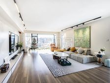 新出万泉新新花园洋房,园区中心复式,全新装修,视野开阔