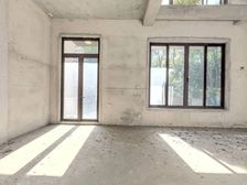 老客户的房子诚意出售 清水毛坯 边户大花园 位置安静