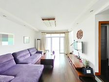 实用面积200平空中别墅,送车位,平南+上实西,业主出国诚售
