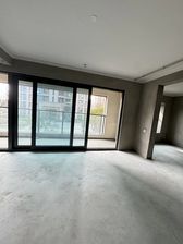 雅戈尔江上4室2厅2卫南朝向360.0万元/套出售