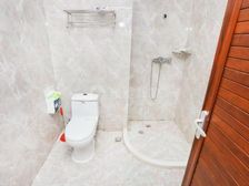 滨江 大江之星公寓三房两卫,高层满五 ,看房方便