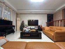 三天必卖沙坪坝区 兴亚美丽山水 四房 131万