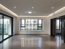 渝北区 万科翡翠公园二期 四房 368万