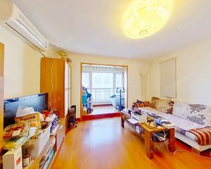 玉泉营万年花城 价低一居 人车分流 临10号线 丽泽商务区