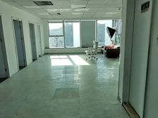 数码科技中心272平11万 看海复式220平5万多套,有钥匙