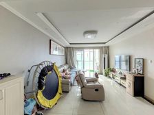 别墅区 精装婚房自住,前后无遮全天采光 三室双卫 拎包入住