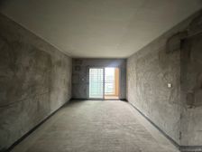 双书包,近公园、轻轨、商业朝中庭大三房 135万