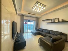 急售照母山 轻轨站门口 金科小城故事 三房拎包入住